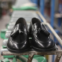Leather tassel loafer