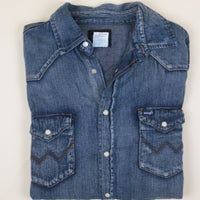 Camicia di jeans vintage wrangler .-