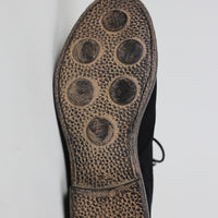 Lace-up leather ankle boot