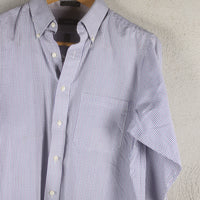 IZOD Shirt - M -