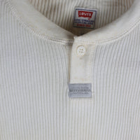 HENLEY LEVIS - M -