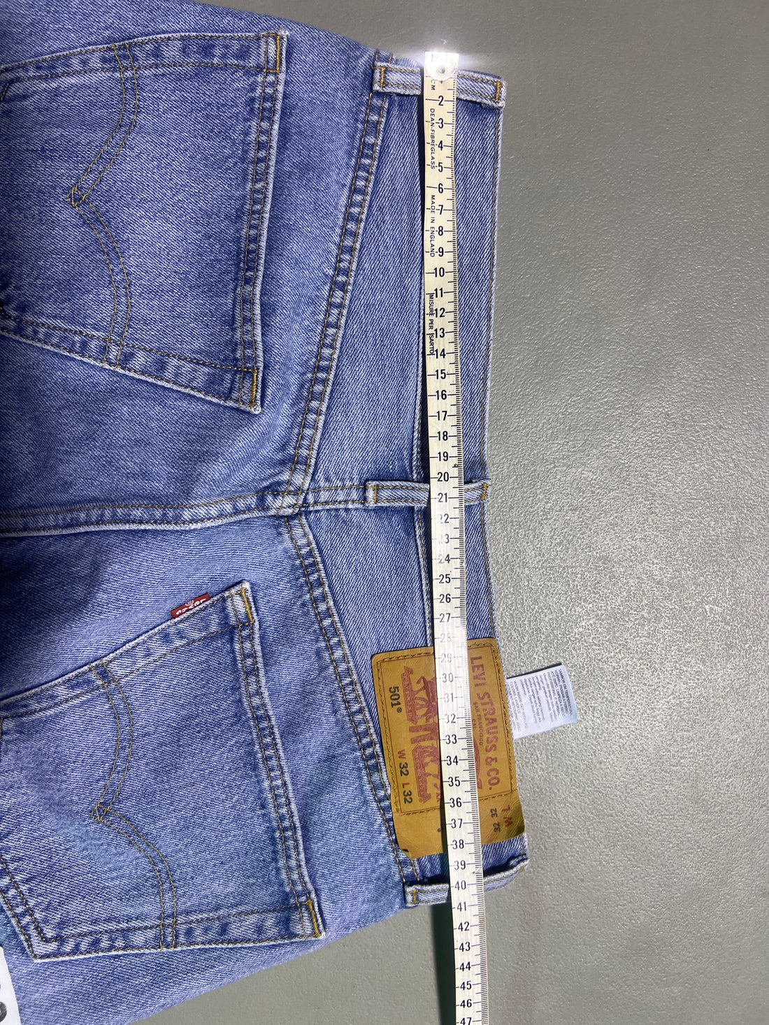Levis 501 - W32- 44 it - 1680Copy 3)