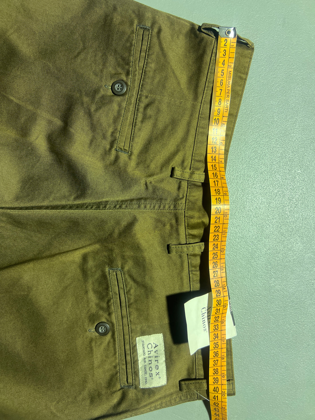 Chino Avirex deadstock W32 46 IT