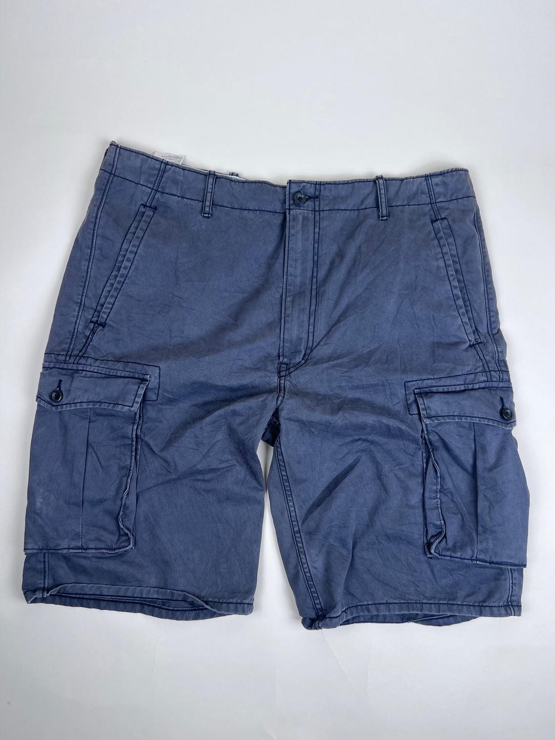 cargo shorts levis