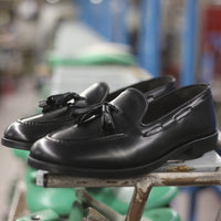 Leather tassel loafer