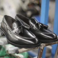Leather tassel loafer