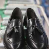Leather tassel loafer