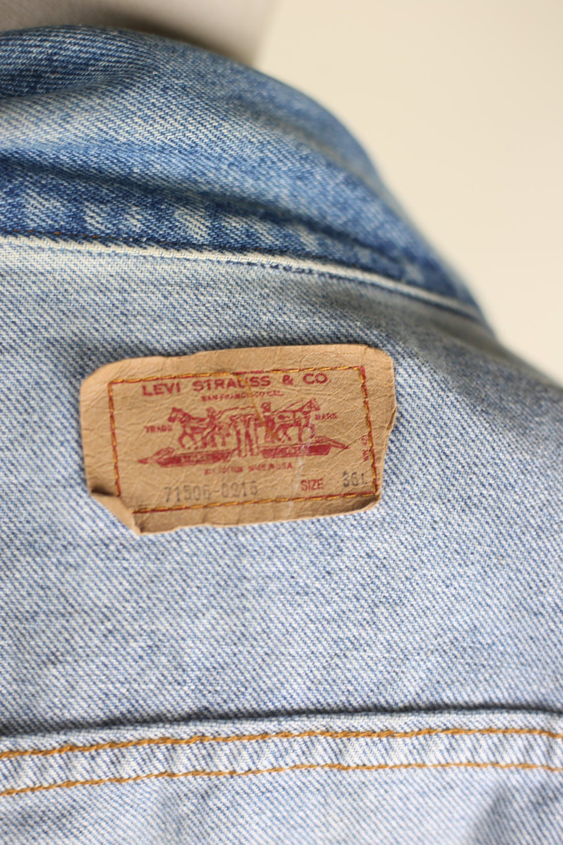 LEVIS DENIM JACKET MADE IN USA - S - 
