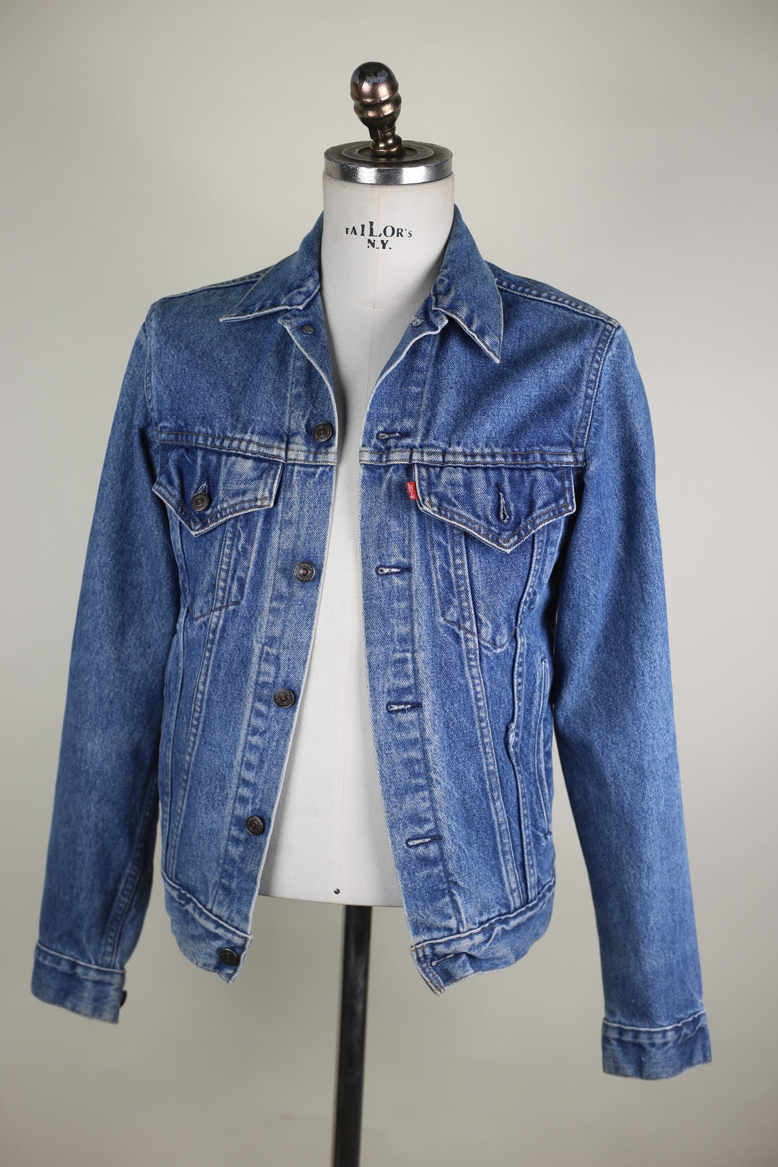 LEVIS DENIM JACKET MADE IN USA - S - 