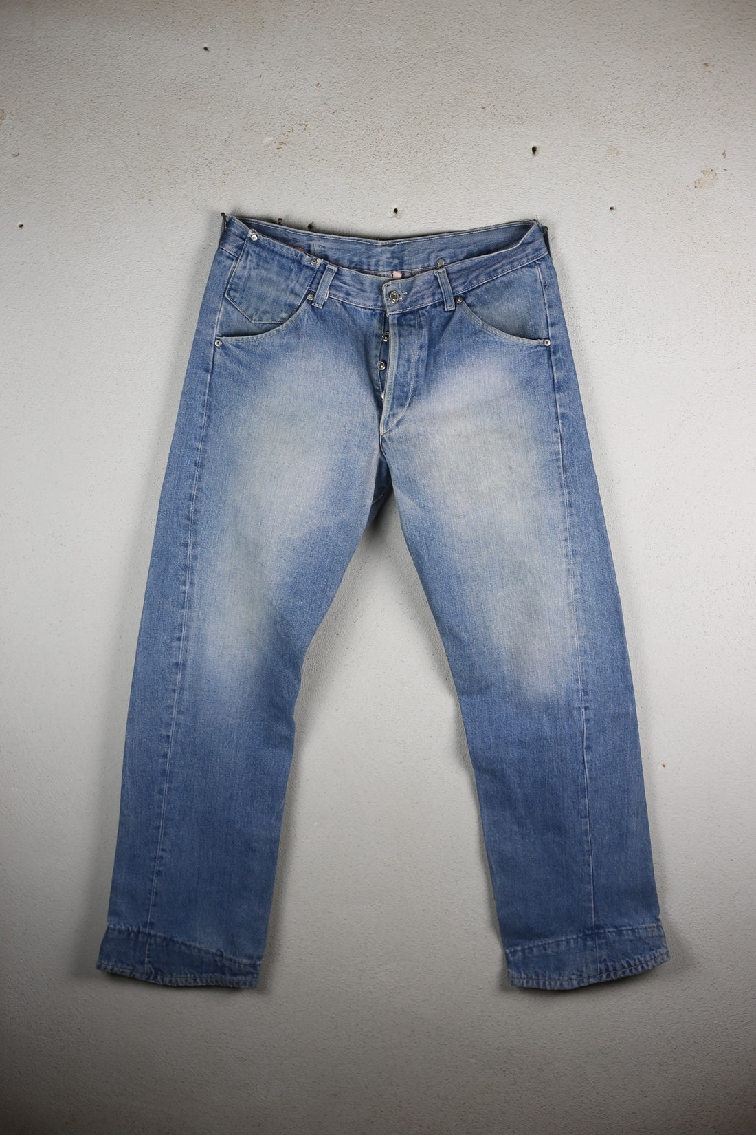 Levis Engineered - W36- 50 IT -