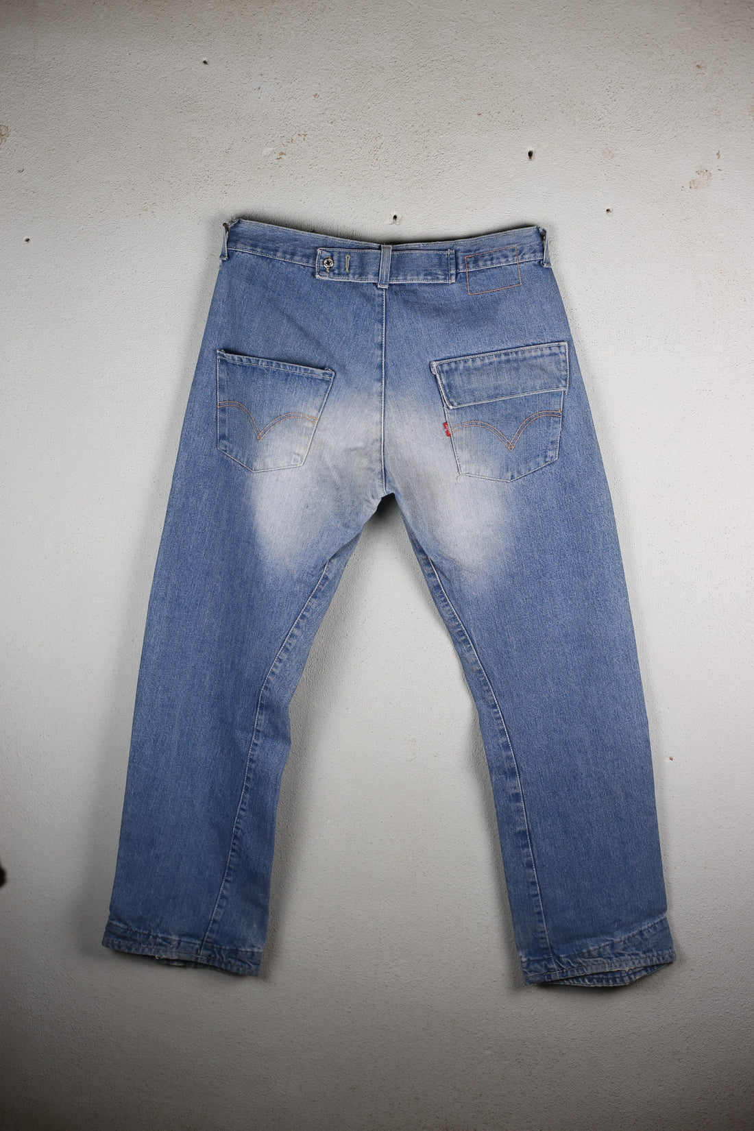 Levis Engineered - W36- 50 IT -