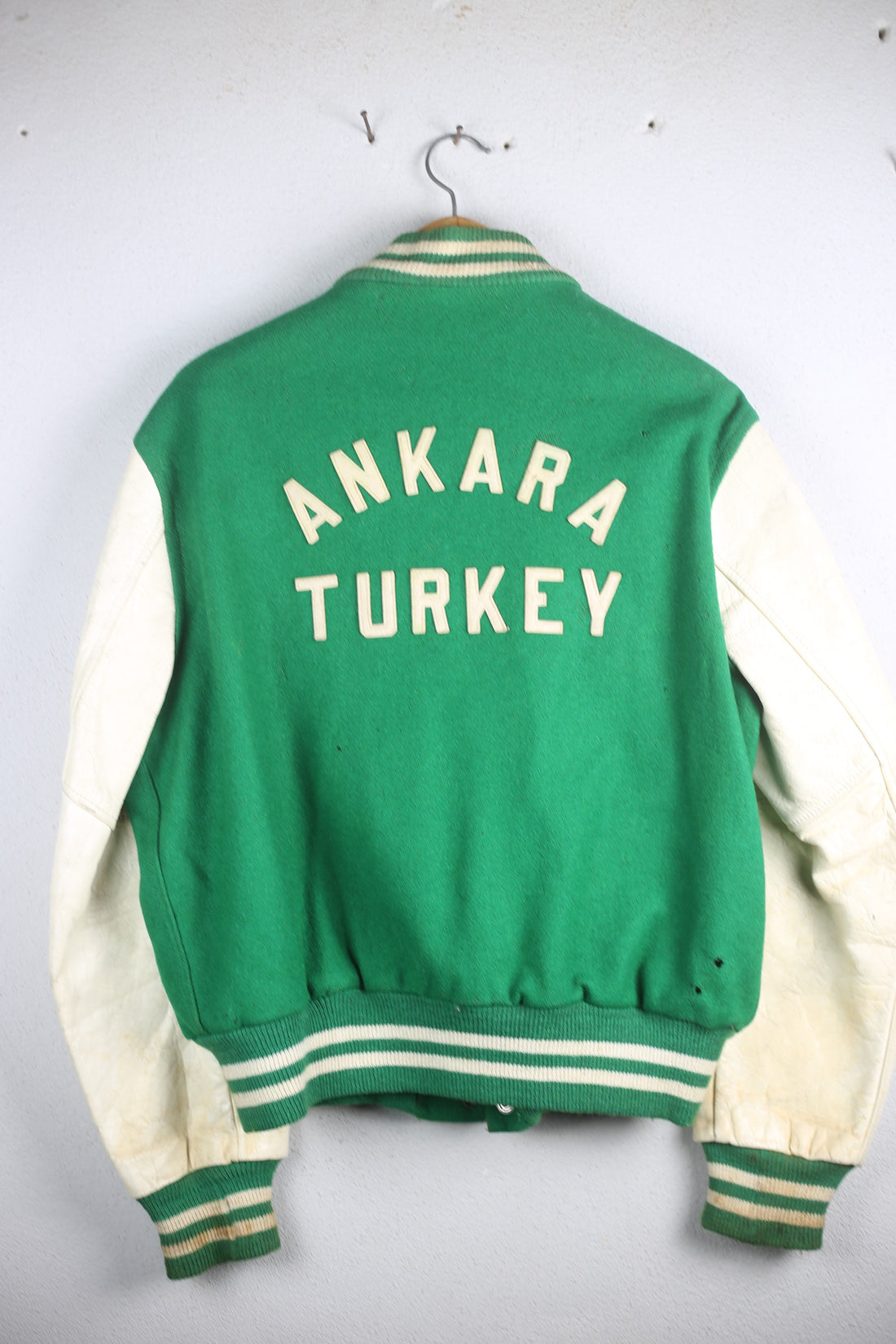 Varsity   MADE IN USA  -  L/XL   -