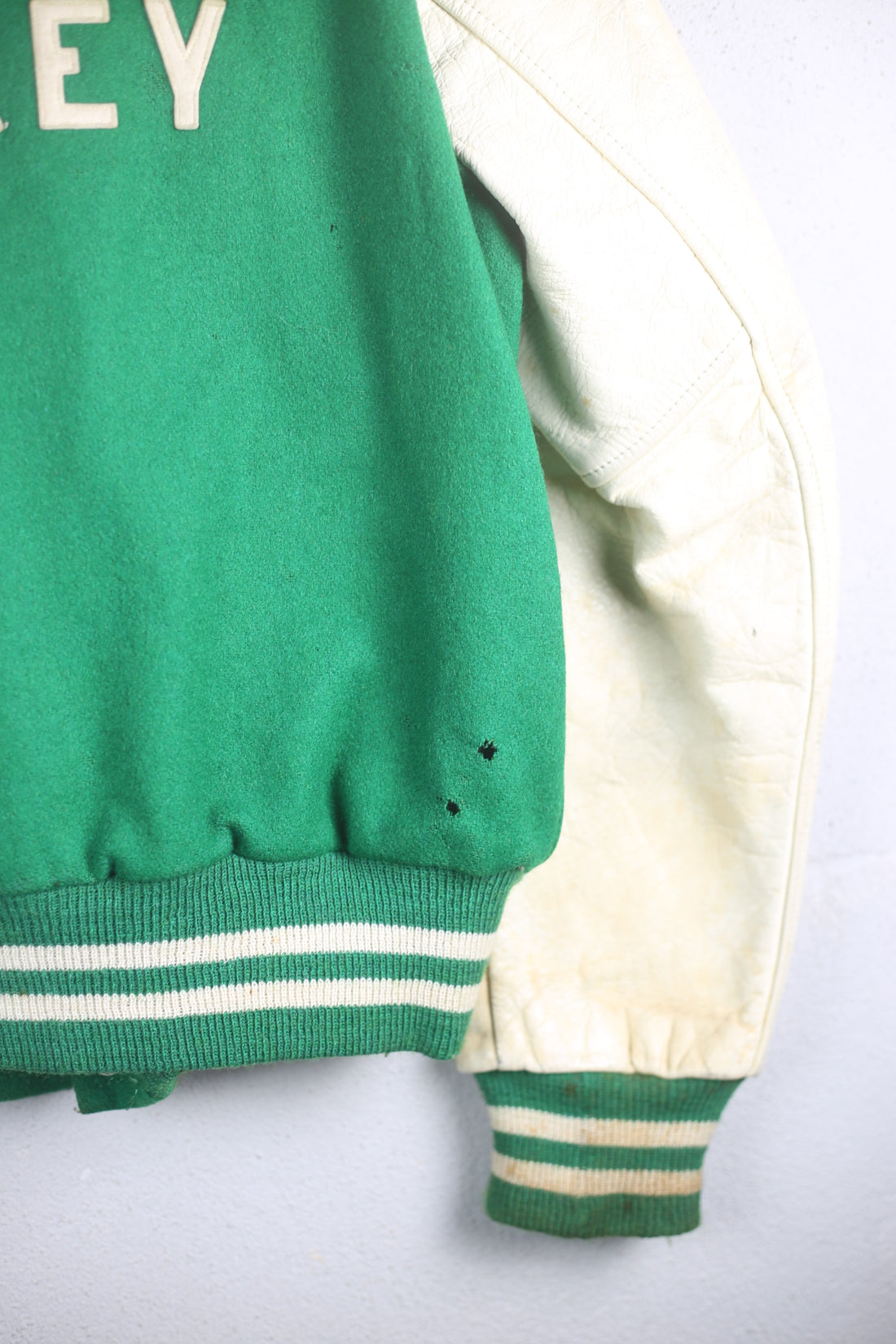 Varsity   MADE IN USA  -  L/XL   -