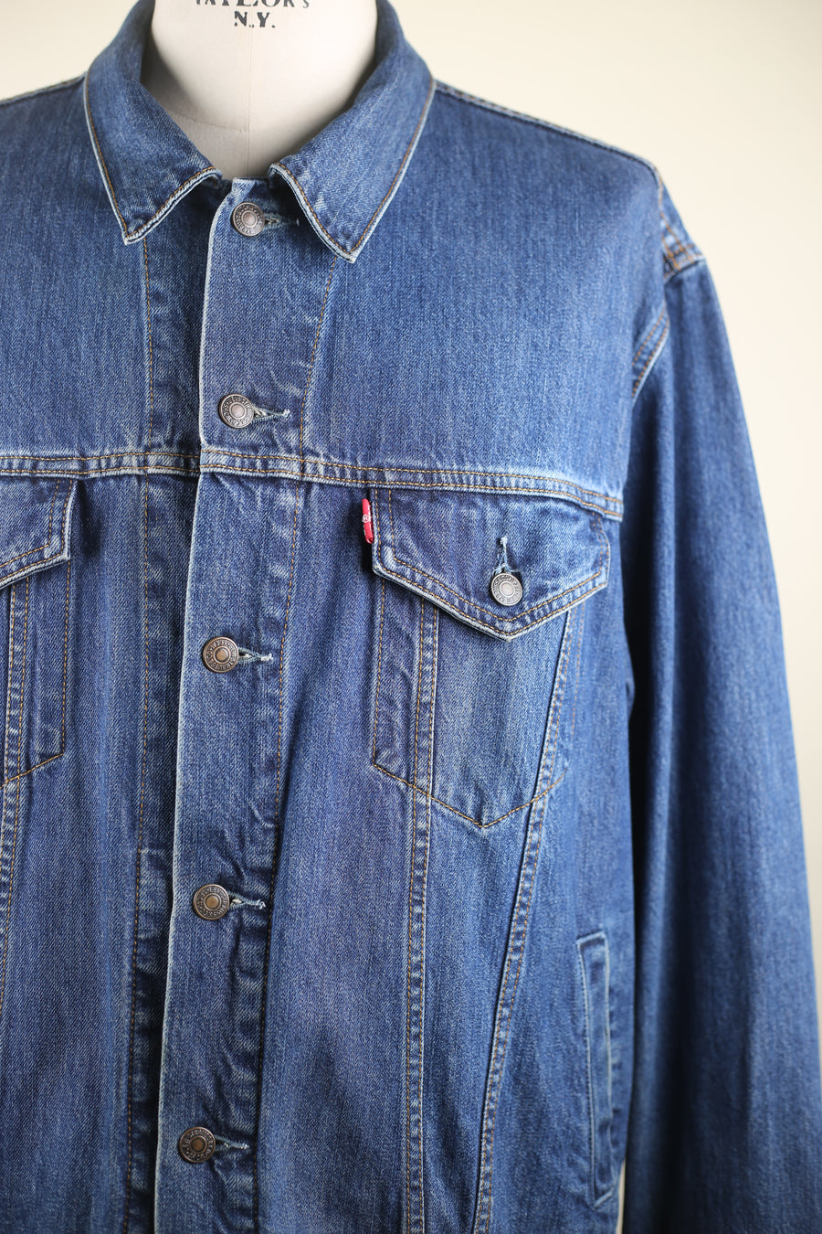 LEVIS DENIM JACKET - XL - 