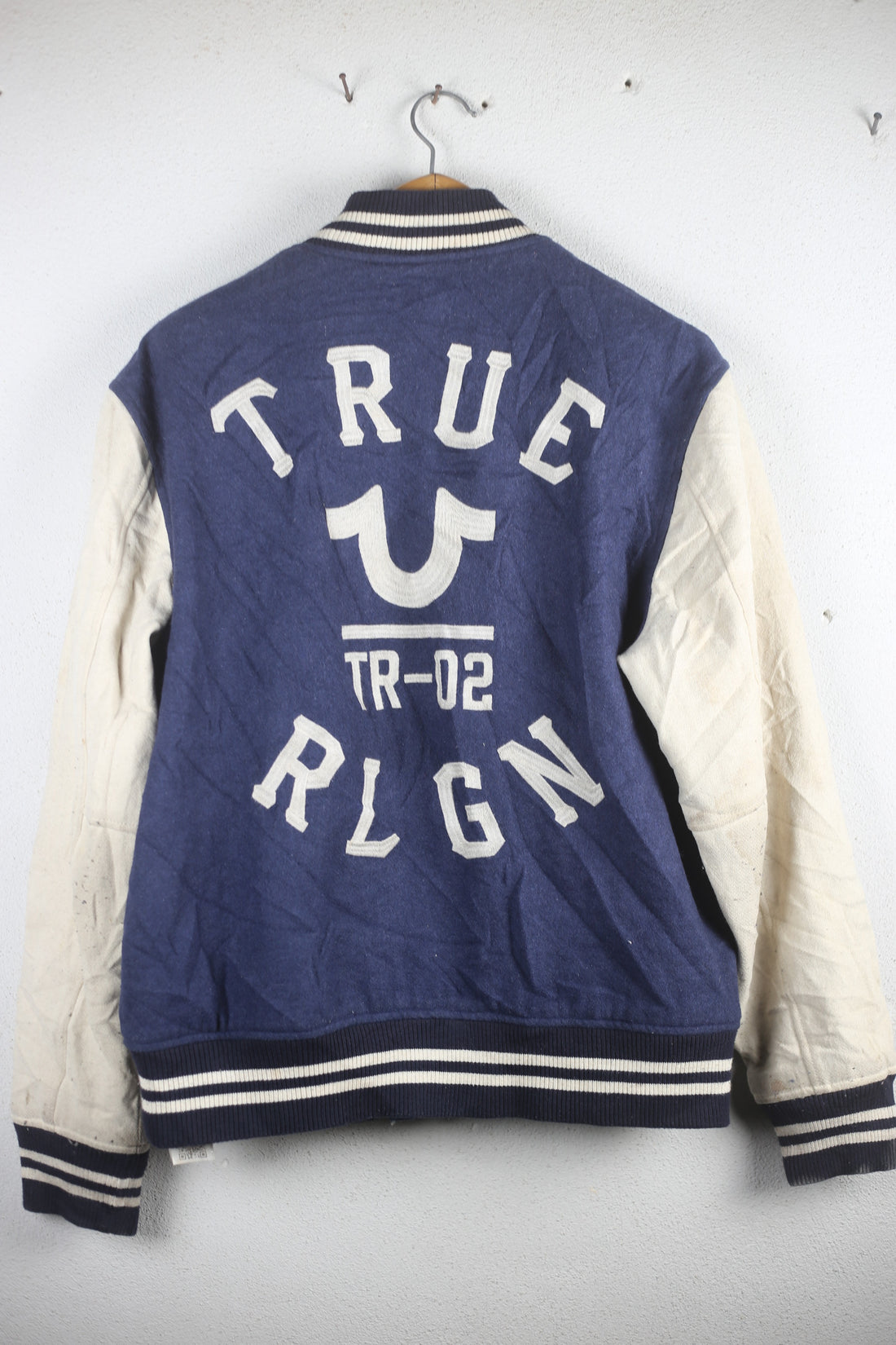 Varsity   TRUE RELIGION -  XL-