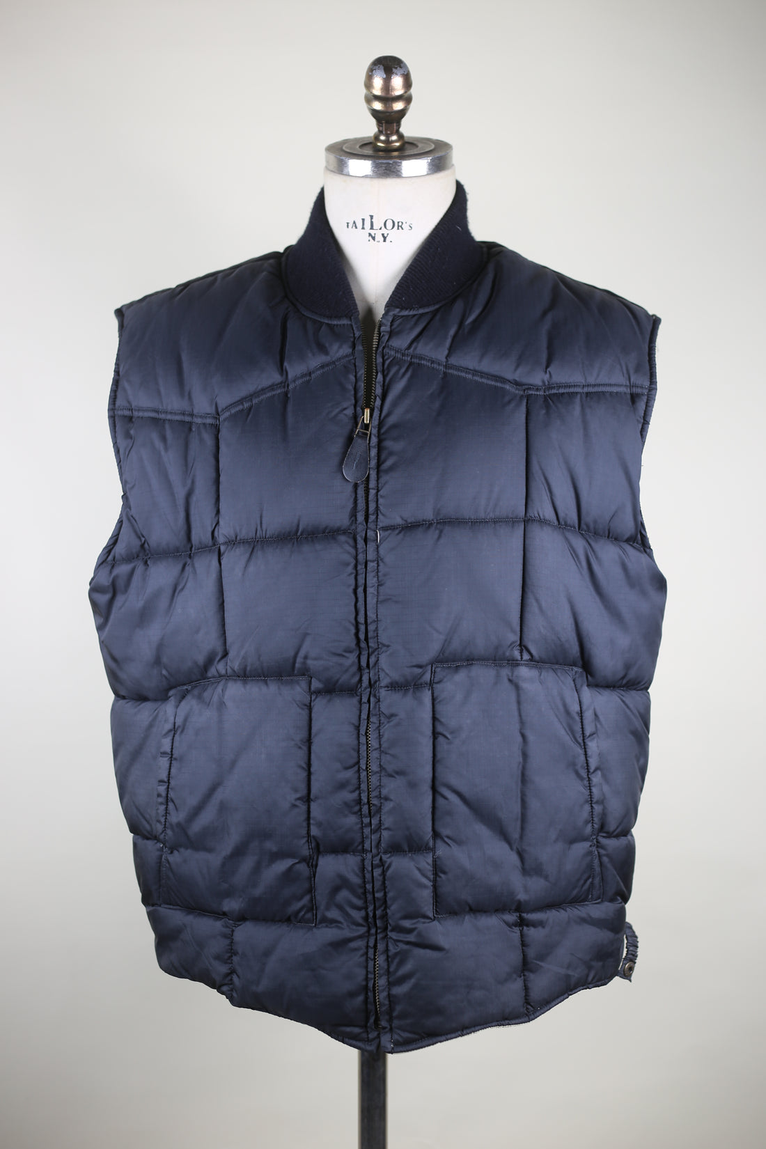 DOWN VEST    - L -