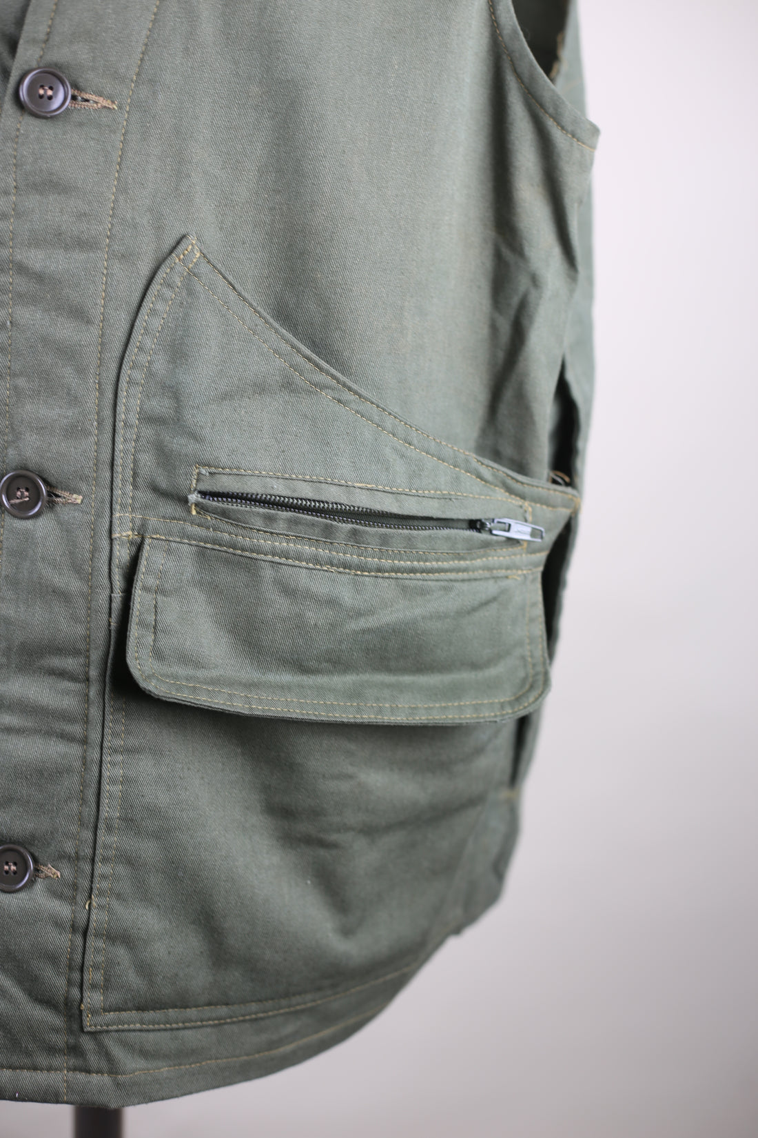 hunting vest   -   L -