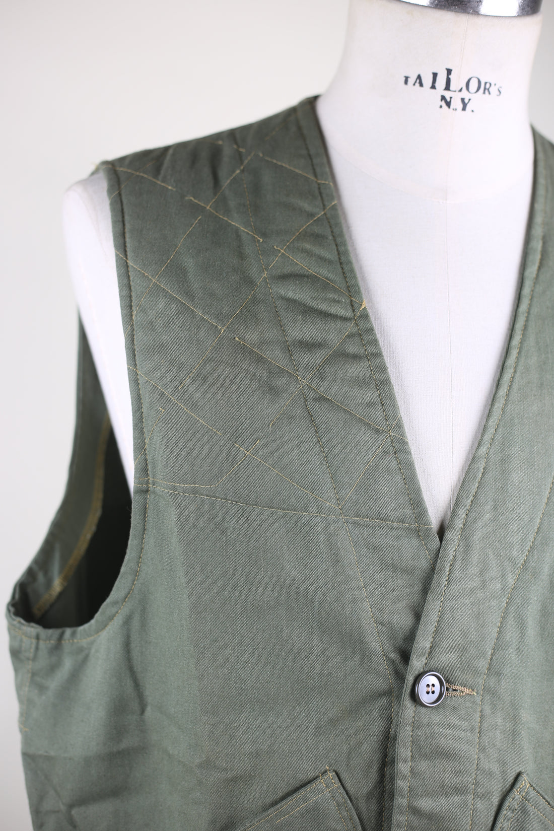 hunting vest   -   L -