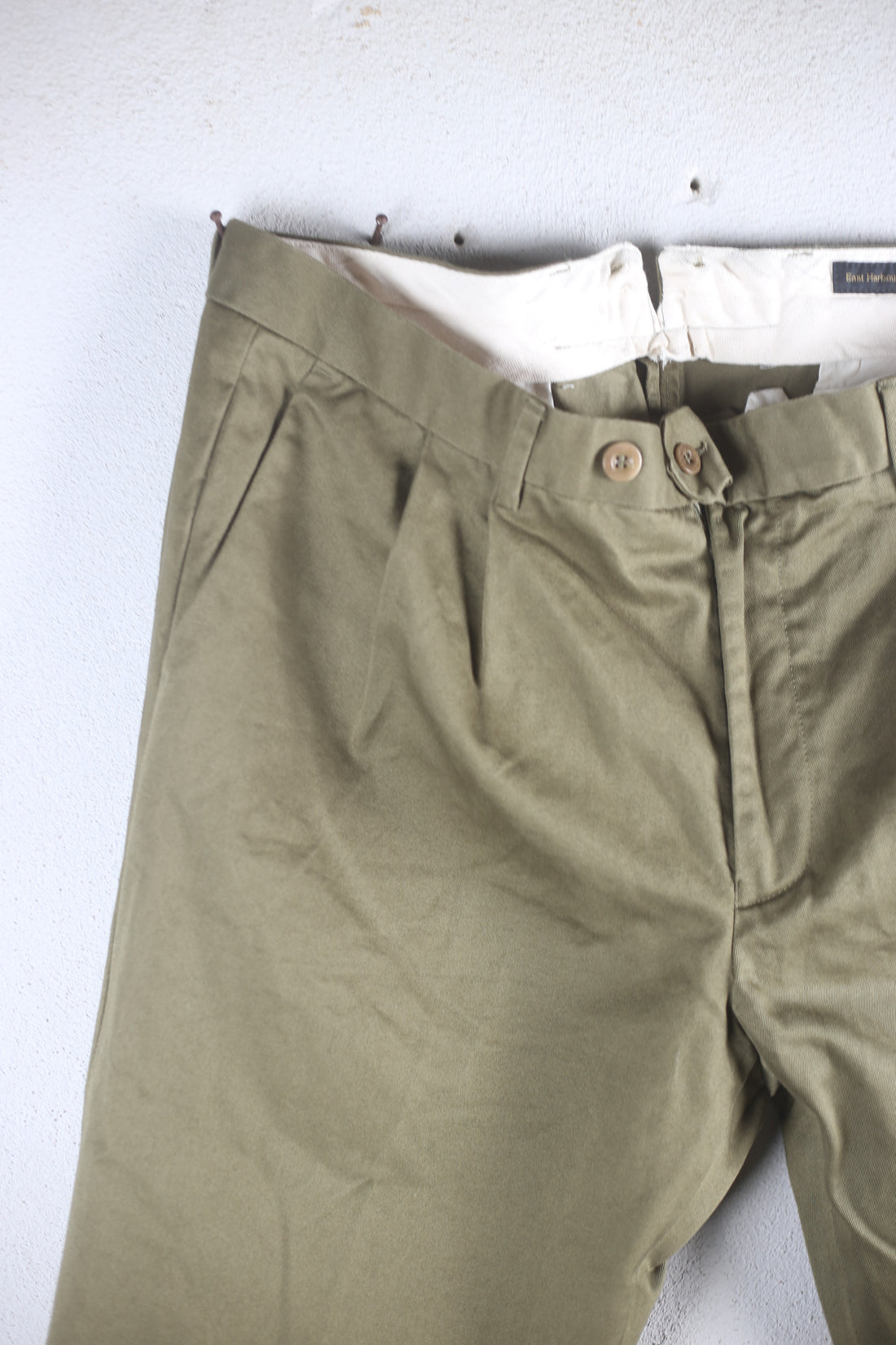 CHINO EAST HARBOUR SURPLUS  -W38-