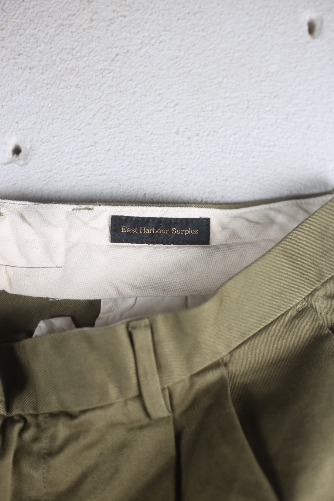CHINO EAST HARBOUR SURPLUS  -W38-