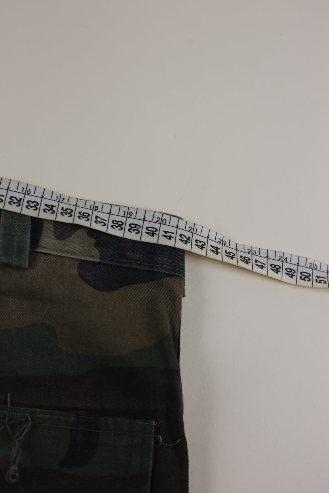 CARGO FATIGUE CAMOUFLAGE     -  W33 M -