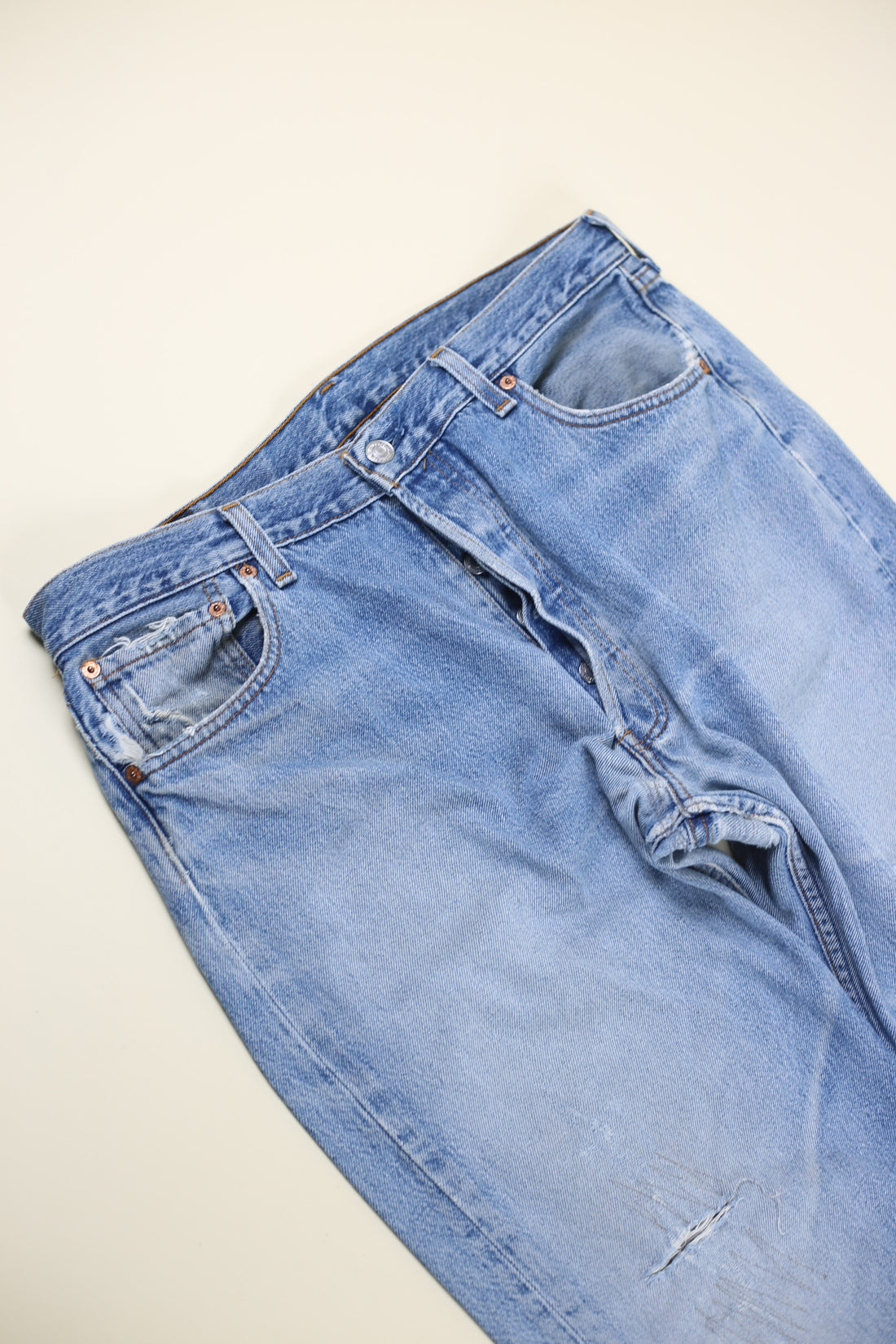 Levis 501 MADE IN USA  - W36 L28  -