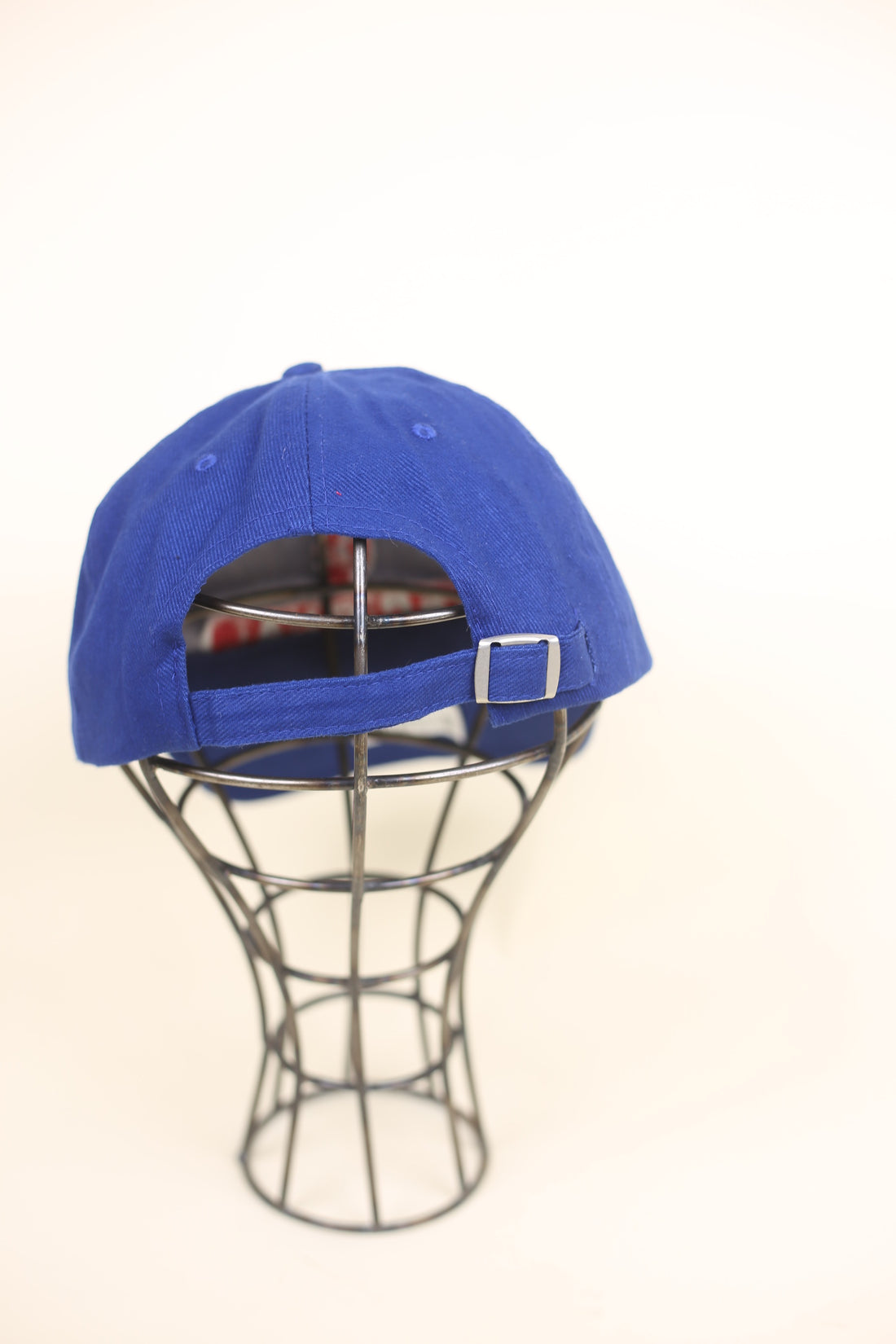 cap with NACIONAL embroidery