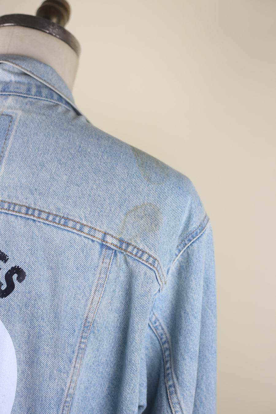 LEVIS DENIM JACKET - L - MICKEY MOUSE 