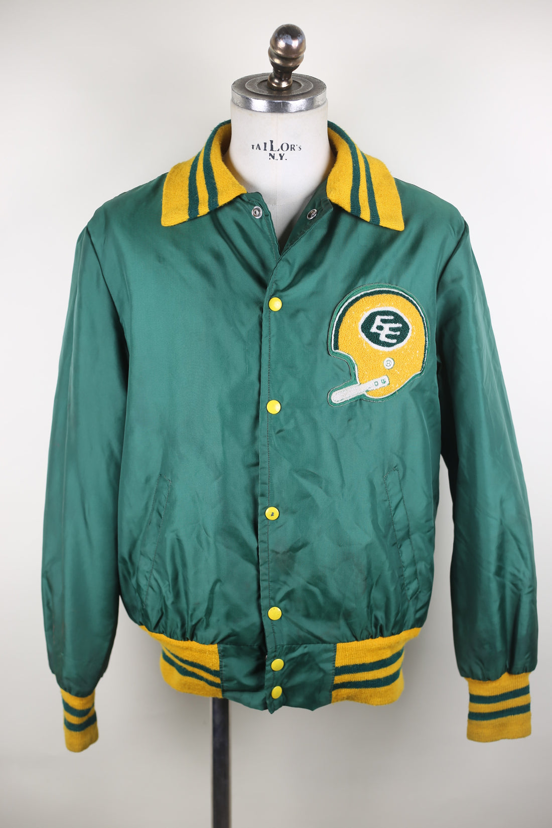 Nylon Varsity made in Canada -  M -