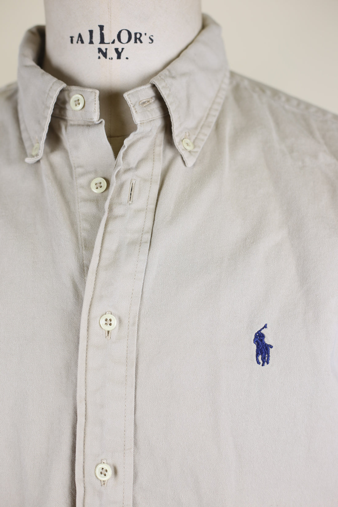 BUTTON DOWN RL SHIRT - M -