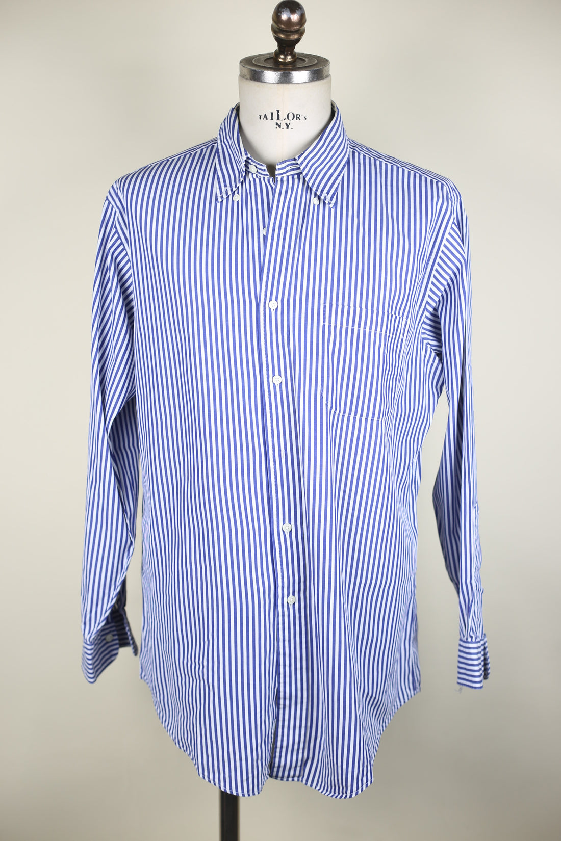 BUTTON DOWN BROOKS BROTHERS SHIRT - L -