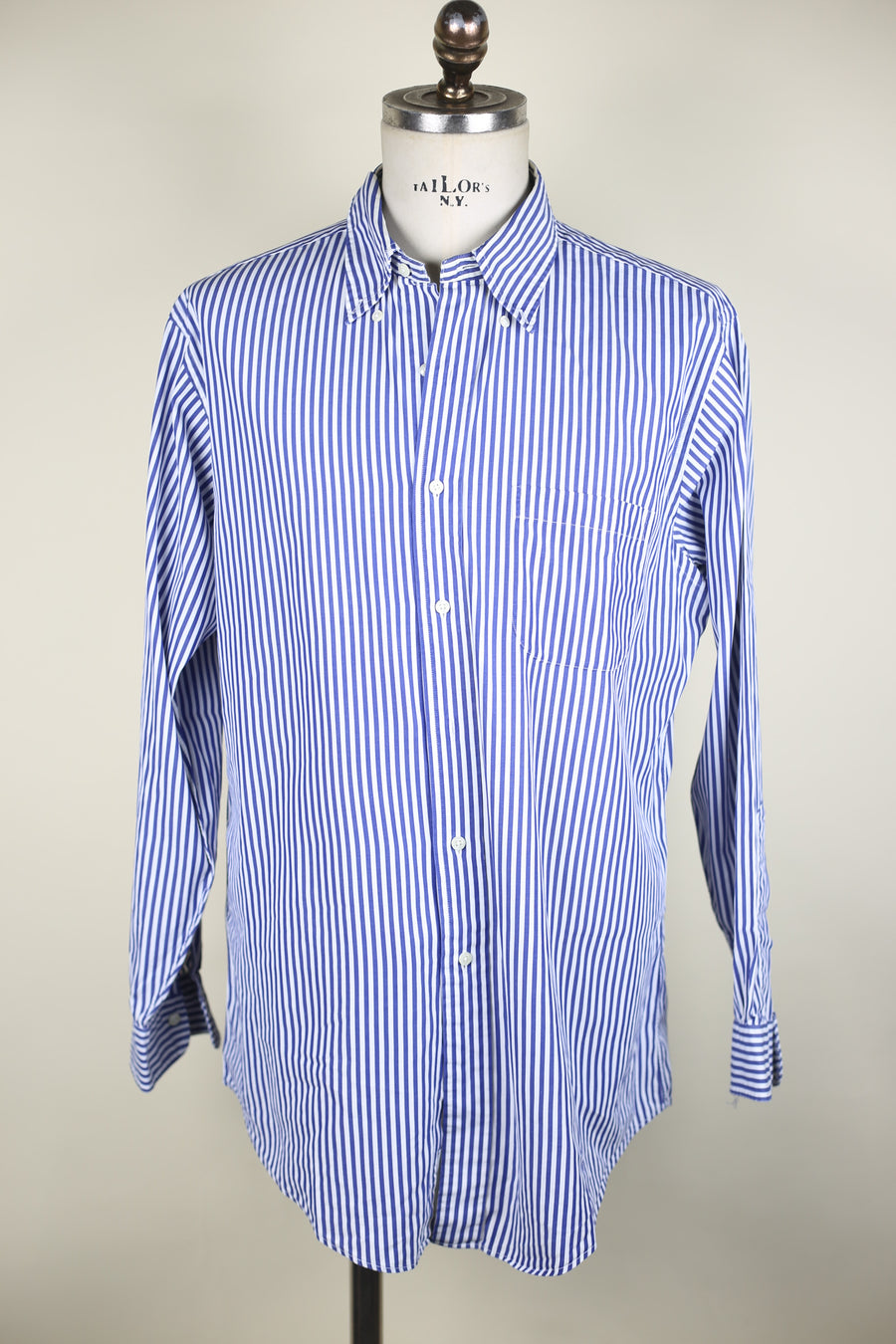 BUTTON DOWN BROOKS BROTHERS SHIRT - L -