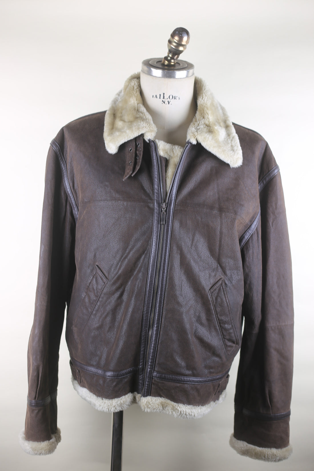 Montone in pelle B-3  - L -