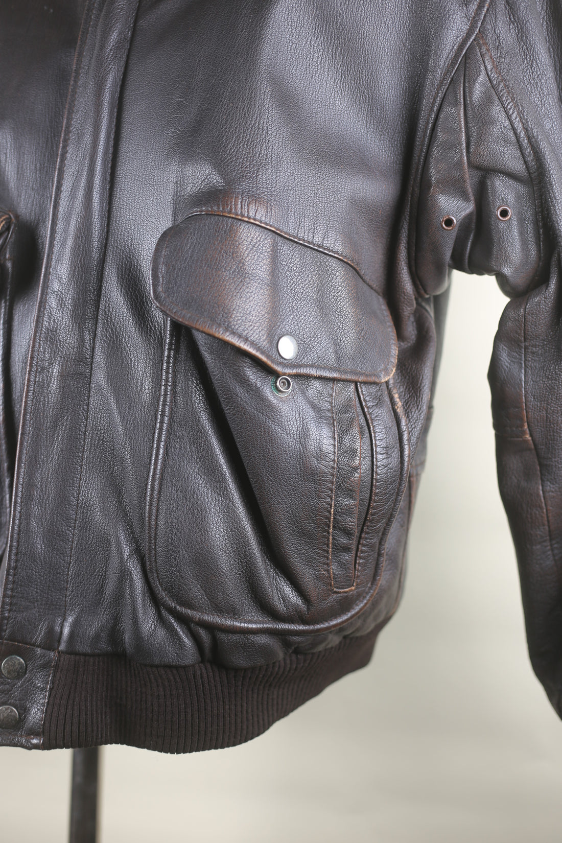 Leather jacket a2 - M/L -