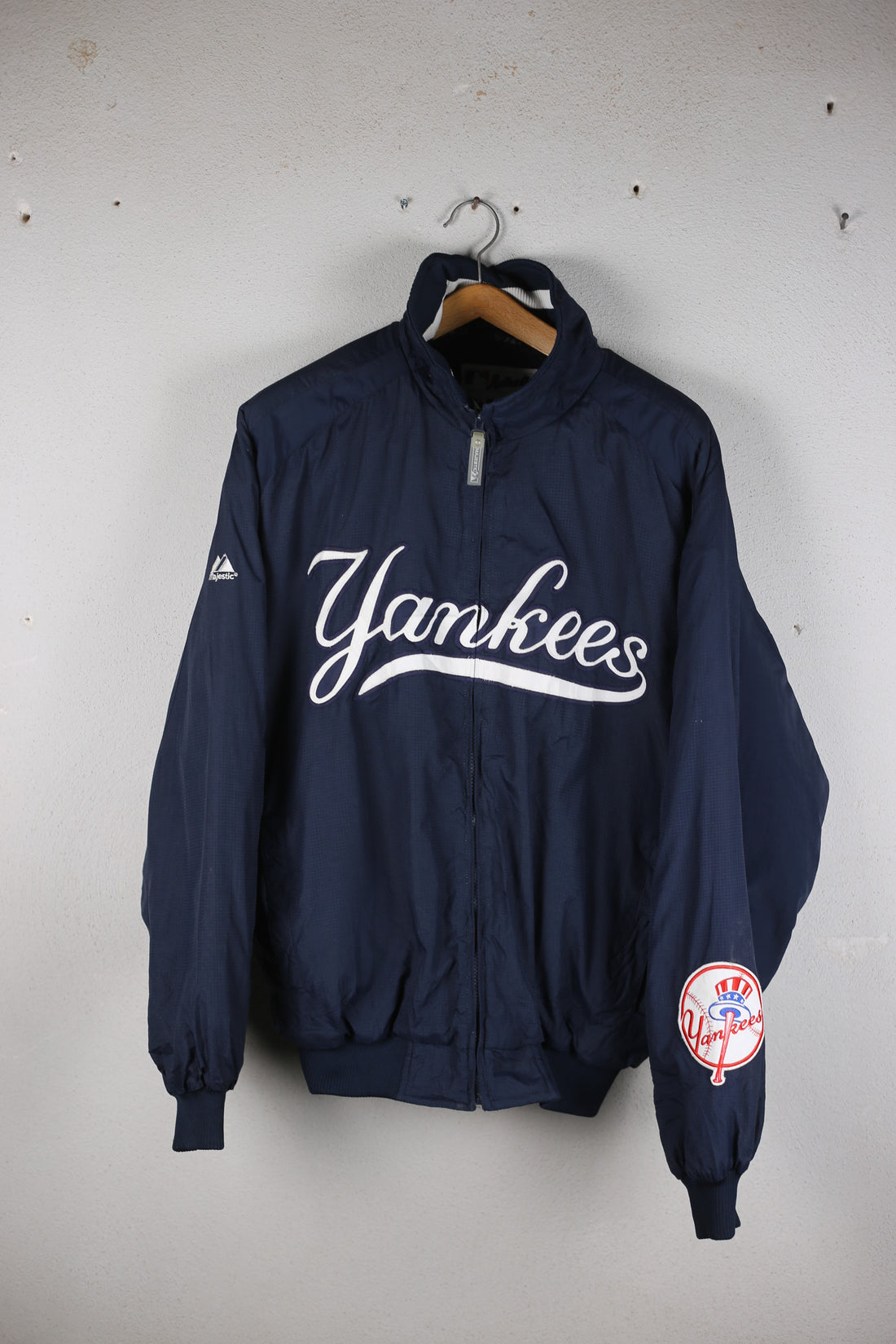 Varsity   MAJESTIC YANKEES  -  XL   -