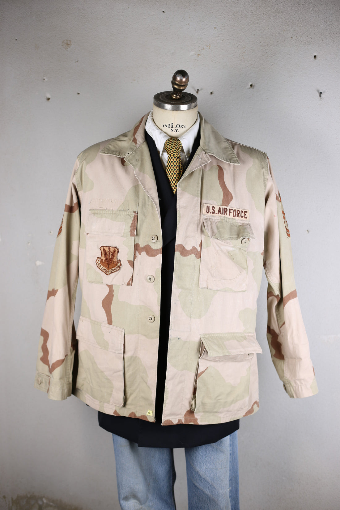US AIR FORCE DESERT BDU JACKET  -    L - (MEDIUM REGULAR  )