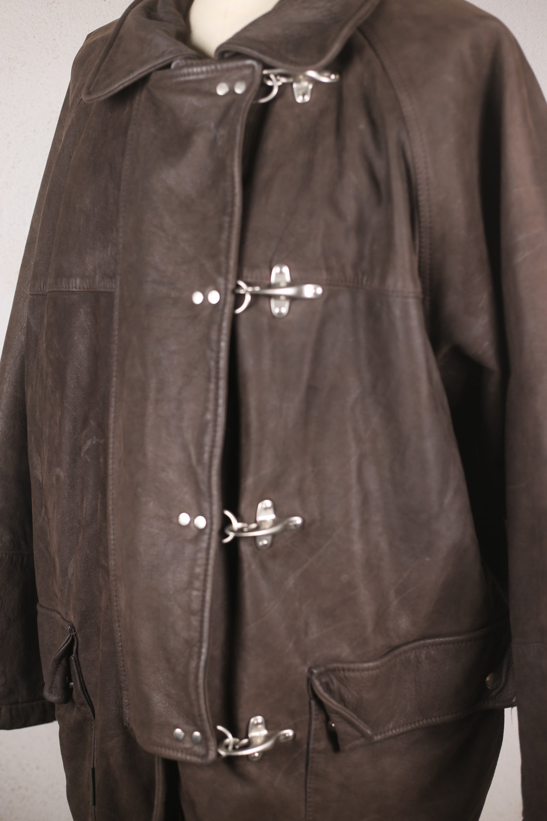 4 HOOK LEATHER JACKET - XL -