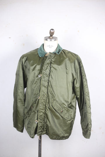 Deck  USN ALPHA INDUSTRIES EXTREME COLD WEATHER  - LARGE  -