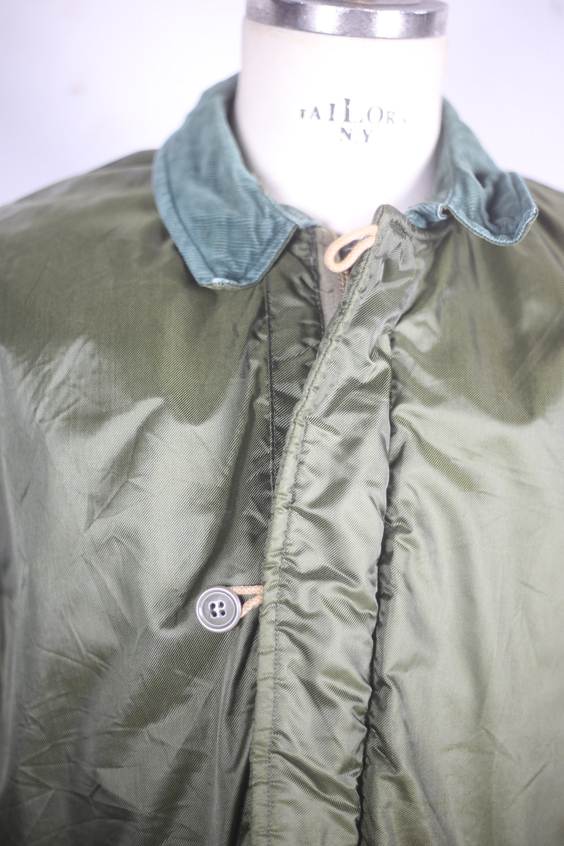 Deck  USN ALPHA INDUSTRIES EXTREME COLD WEATHER  - LARGE  -