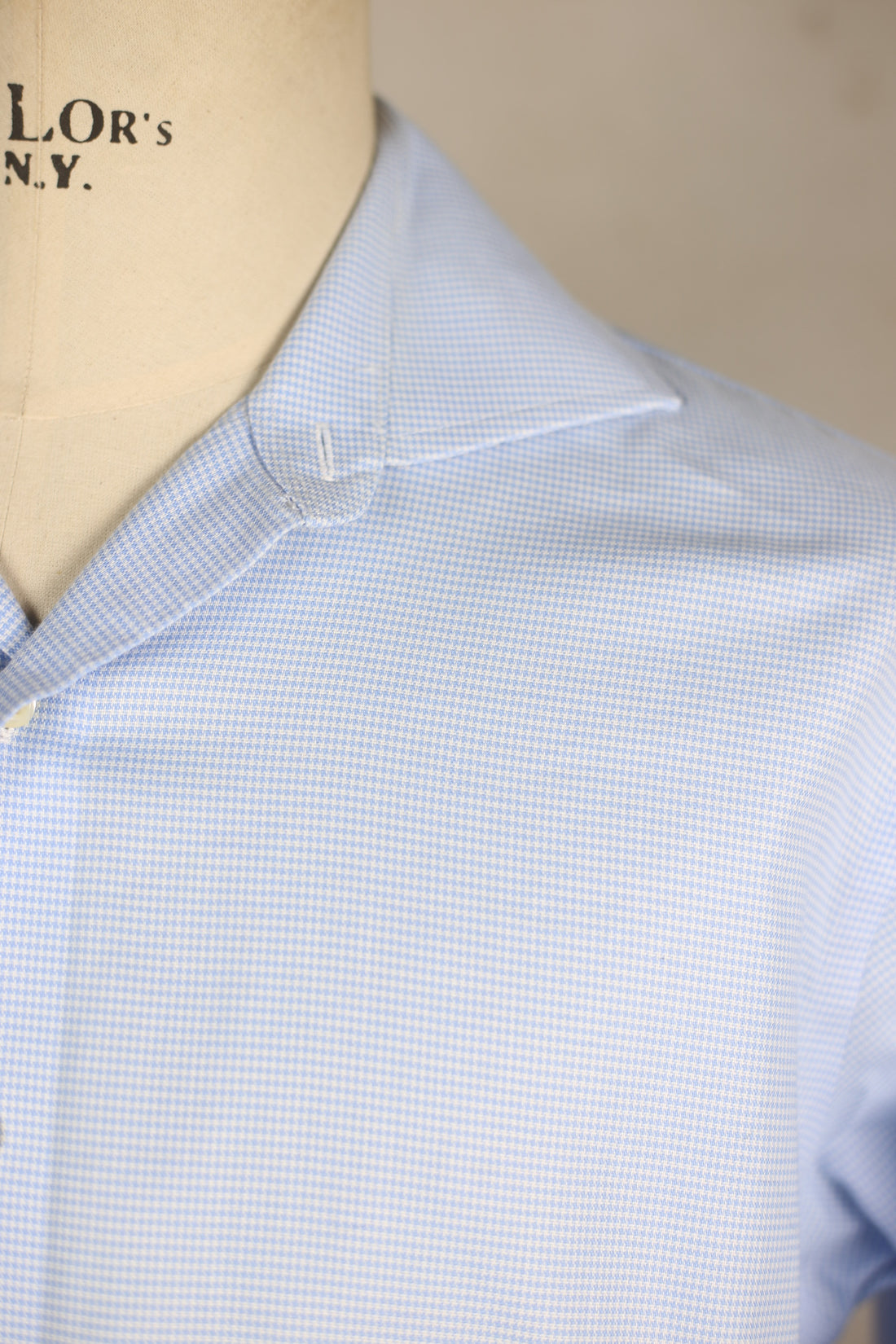 BROOKS BROTHER SHIRT -L-