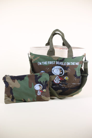 Snoopy camouflage tote bag