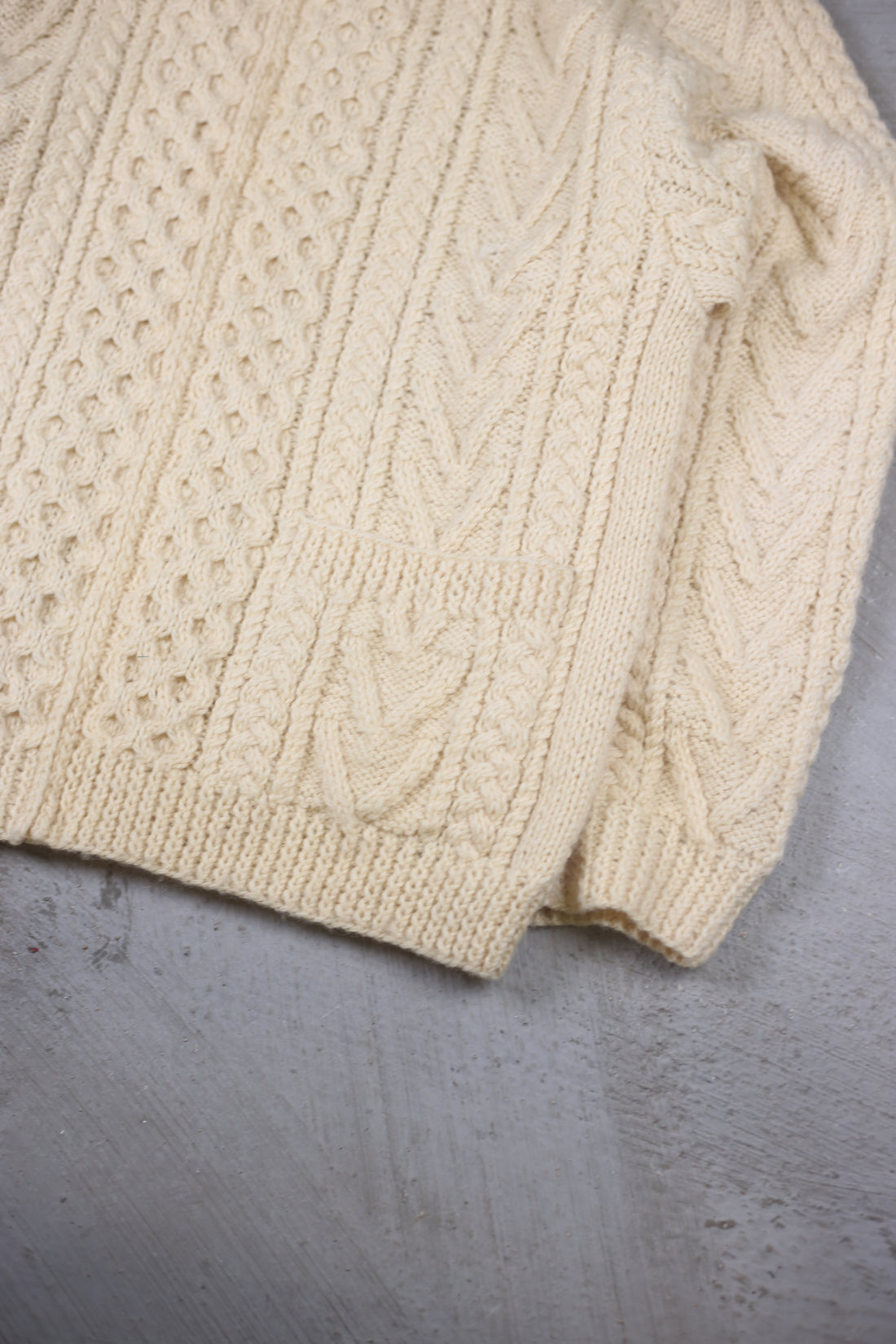 Aran cable cardigan -L -