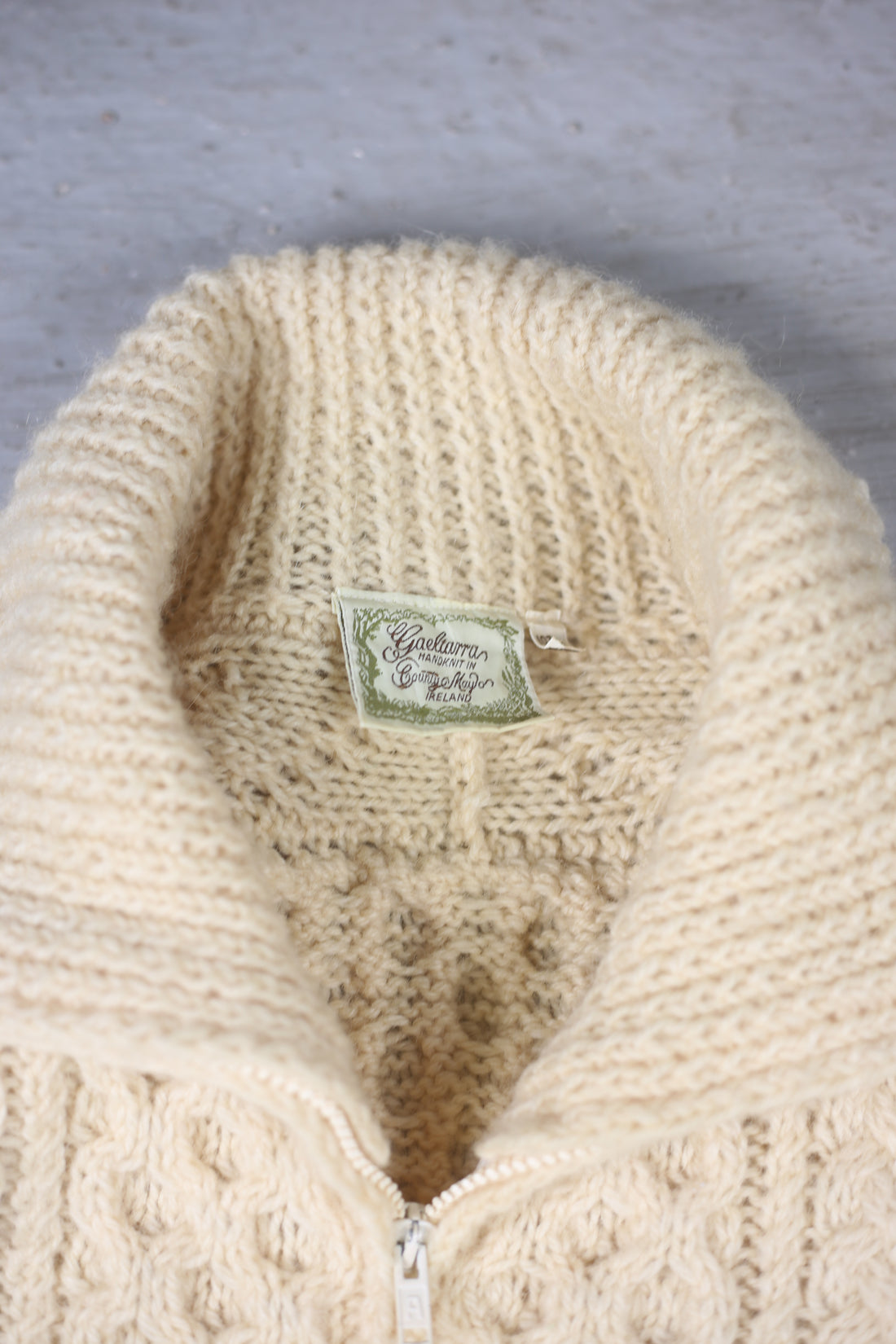 Aran cable cardigan -L -