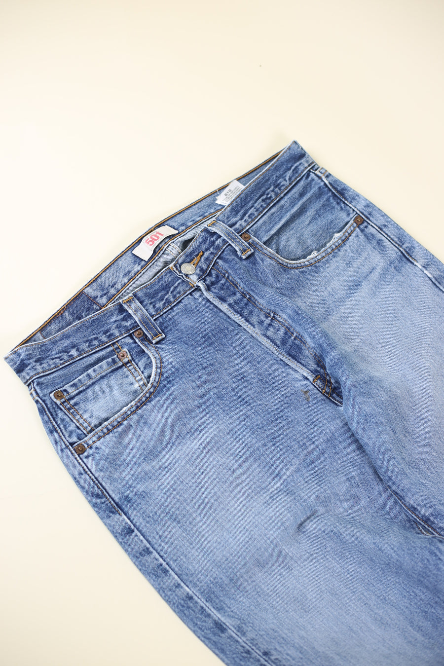 Levis 501   - W33    -