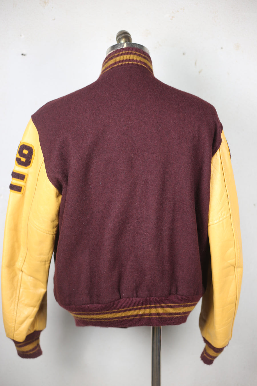 Varsity BUTWIN MADE IN USA - M -