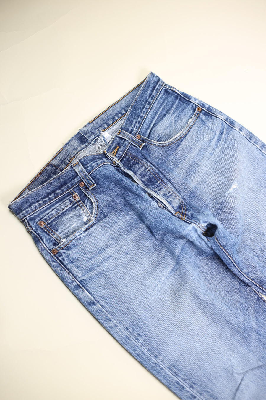 Levis 501   - W33    -