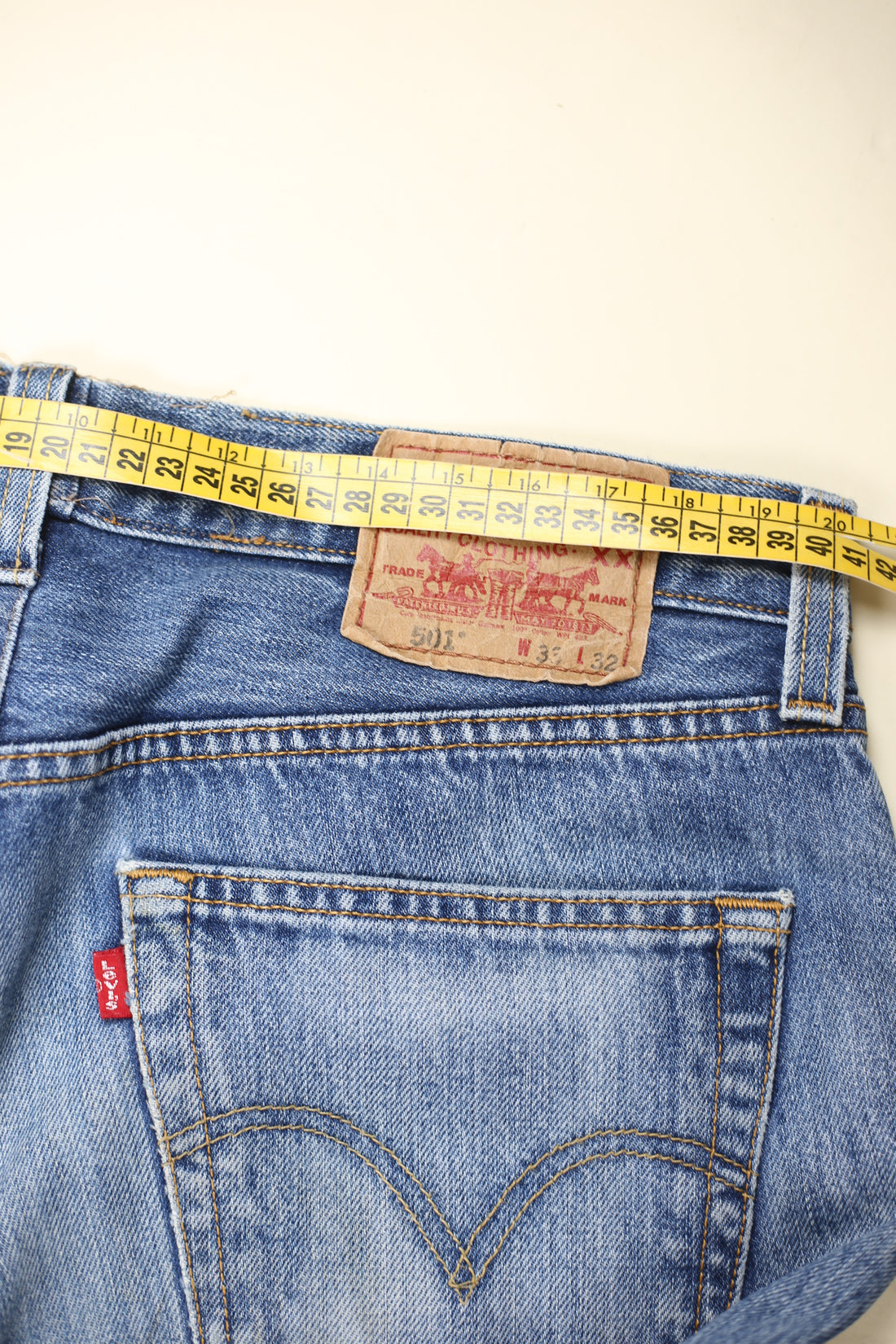 Levis 501   - W33    -