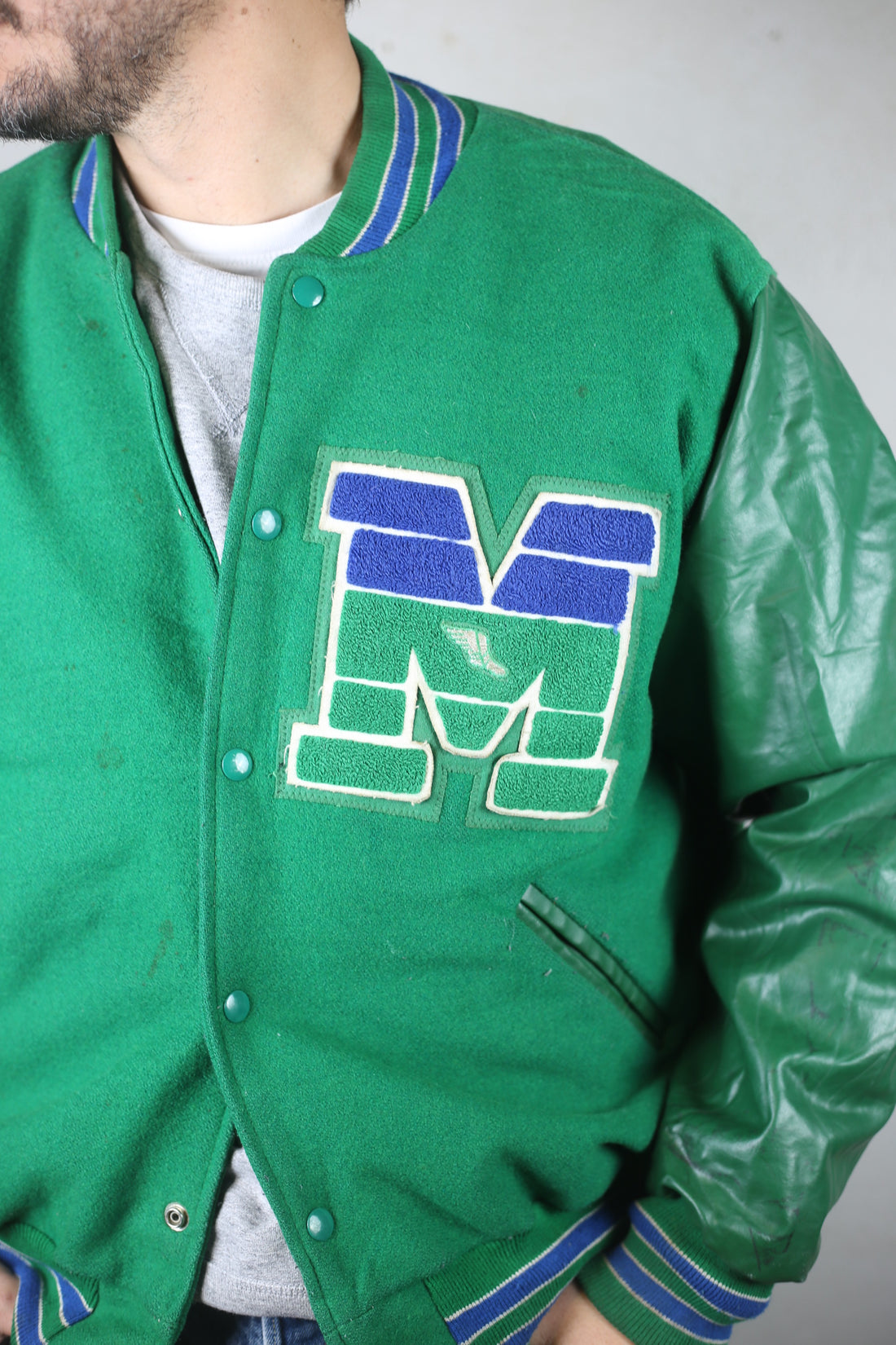 Varsity   MADE IN USA  - XL   -