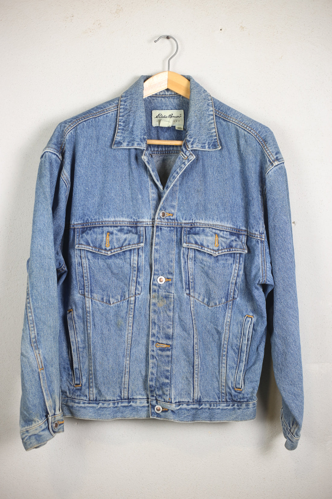 EDDIE BAUER DENIM JACKET - M -