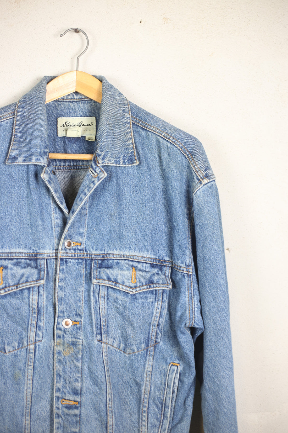 EDDIE BAUER DENIM JACKET - M -